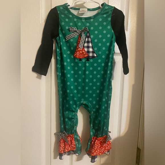 New Christmas Romper - Picture 1 of 6